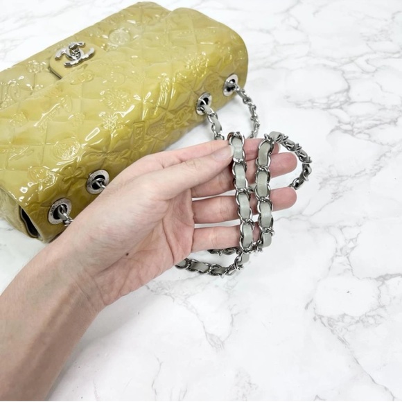 Chanel patent leather flap bag - Picture 3 of 8